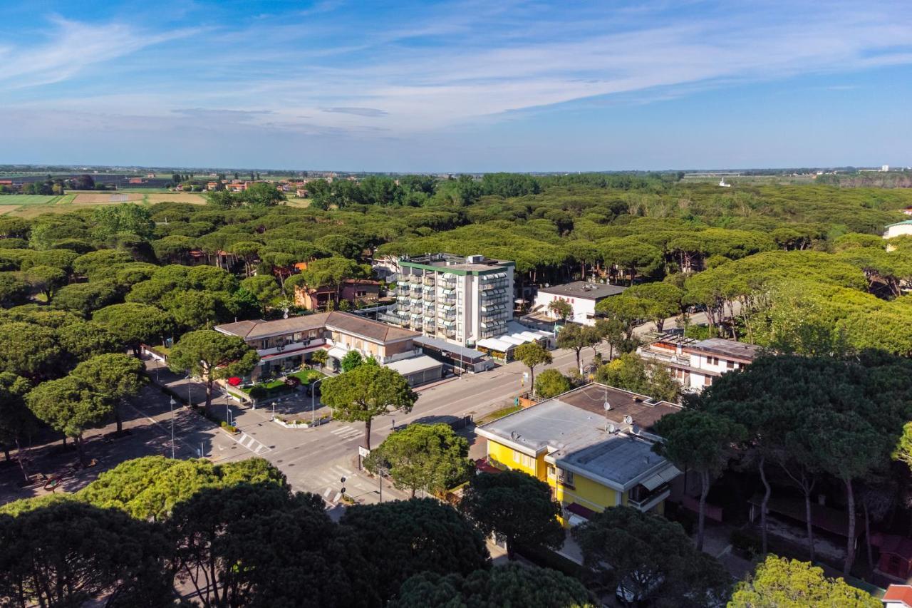 Hotel Picobello Pineta Lido di Jesolo Exterior foto